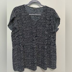 Adrianna Papell finely pleated vneck